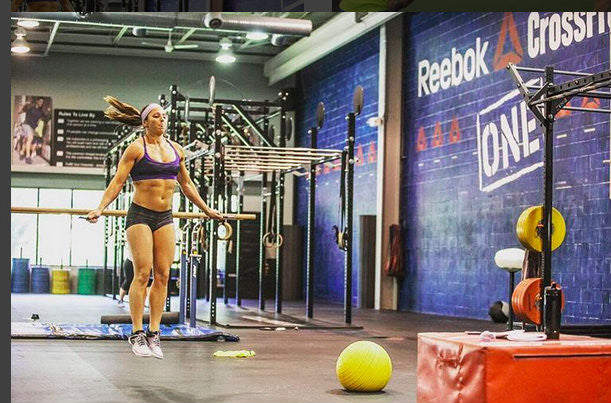 Crossfit Athlete Rachel Martinez Trains The Pegboard And Sets A Push Press PR